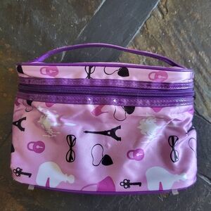 Makeup bag